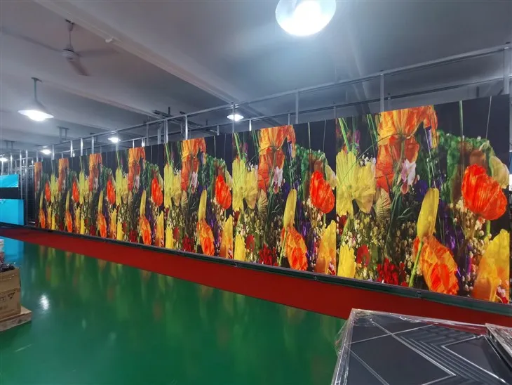 پنل LED P2.5 با وضوح بالا